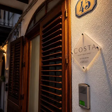 Costa House Apartament *